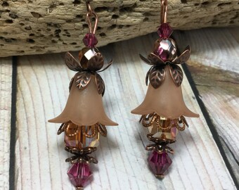 Courage - boucle d'oreille en lucite marron/boucle d'oreille vintage/boucle d'oreille en cristal/cuivre/fleur/boucle d'oreille tchèque/boucles d'oreilles fuchsia/boucles d'oreilles