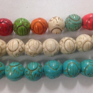 Howlite 10mm round beads, carved, 36beads