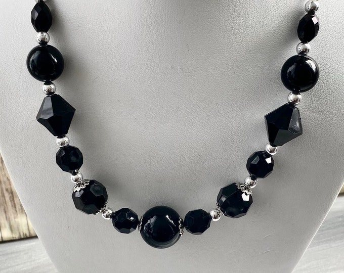 Black Beaded Chain Necklace Earring Set, Black Beaded Necklace, Acrylic Chain Necklace, Fashion Necklace, Chain Necklace, Wedding Party