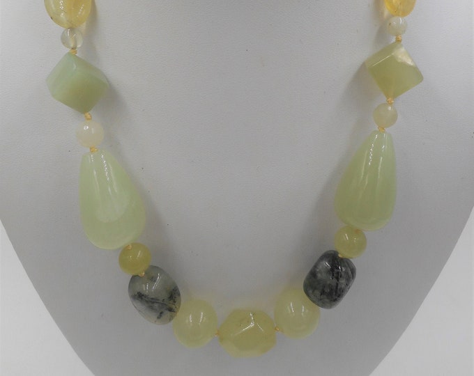 Prehnite Statement Necklace, Necklace, Prehnite Jewelry, Gemstone Necklace, Prehnite Jade Beaded Necklace, Green Stone Necklace