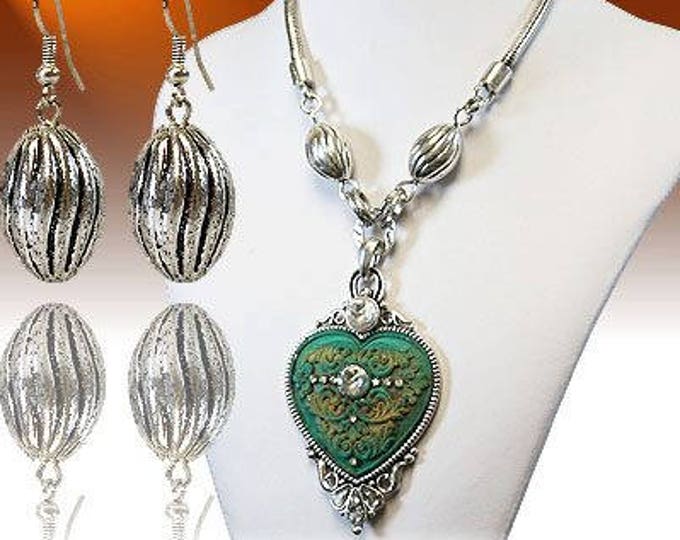 Green Vintage Inspired Statement Heart Pendant Necklace Set, Chunky Pendant Necklace, Silver and Green Jewelry
