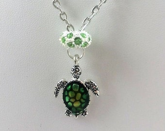 Collier de pendentif de tortue de mer nautique, bijoux de plage, collier nautique, collier de charme de tortue, collier nautique, cadeaux de demoiselle d’honneur