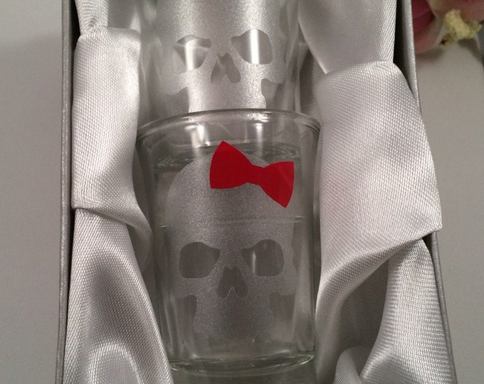 Skull Shot Glass, His & Hers Shot glasses, couples gifts, Skull couples set, Day of the Dead shot glasses, Bride and Groom shot glasses,