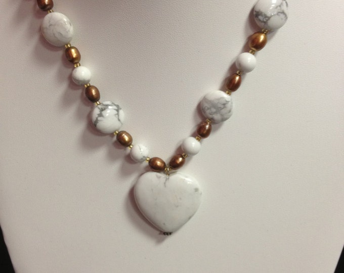 Howlite Culture Freshwater Pearl Necklace/Earring Set: pearl necklace, heart pendant, valentines, heart stone pendant, Howlite Jewelry