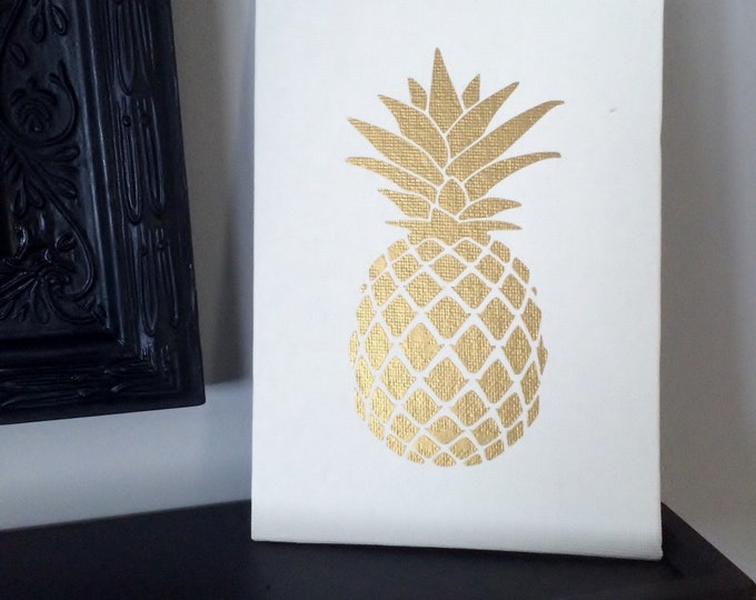 Pineapple Wall Art, Pineapple Sign, Pineapple Canvas Art, Pineapple Decor, Golden Pineapple kitchen decor, tropical decor, Pineapple decor