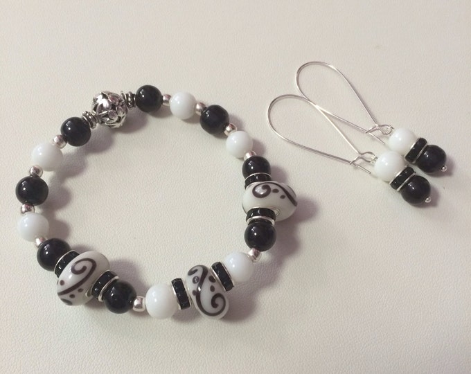 Black & White Bracelet, Lampwork and Porcelain Beaded Crystal Bracelet Earring Set, Glass Bead Jewelry, Boho Jewelry,