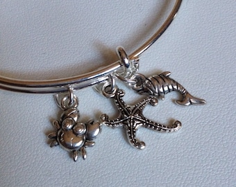 Ocean Critters Charm Bangle; dolphin bracelet, starfish jewelry, nautical jewelry, Sea charm bangle, Ocean jewelry, Dolphin jewelry