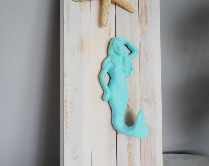 Mermaid Sign, Mermaid Wall Decor, Nautical Decor, Beach House Decor, Mermaid & Starfish Wood Sign, Pallet Sign, Mermaid Decor, Beach Sign