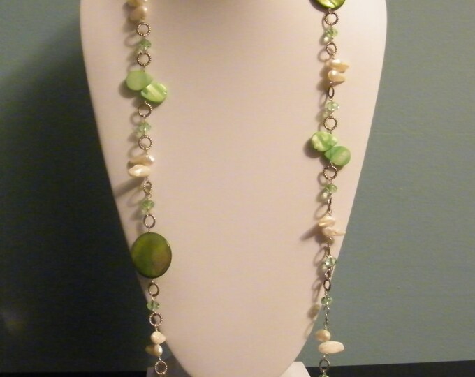 White Teeth Pearl & Shell Necklace, Shell Jewelery, Mother of Pearl, Long Necklace, Green Necklace, Shell Necklace, Beach Jewelry