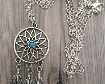 Dream Catcher necklace, Dreamcatcher necklace, layering necklace, Boho dreamcatcher, Southwestern jewelry, Dreamcatcher Pendant