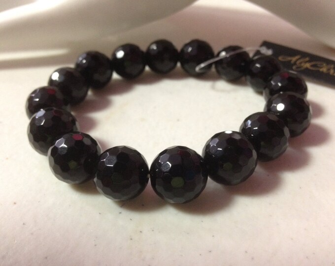 Black Onyx Gemstone Bracelet, Reiki jewelry, Chakra bracelet, Onyx Jewelry, yoga bracelet, Mens Bracelet, Faceted Bracelet, Womens Bracelet