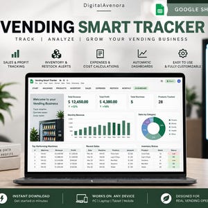 Könnte beinhalten: Ein Laptop-Bildschirm mit der Google Sheets-Vorlage Vending Smart Tracker. Das Dashboard zeigt Gesamteinnahmen, Gewinn, Maschinenanzahl und Produktdaten mit Balkendiagrammen, Tortendiagrammen und Tabellen zur Bestandsverwaltung für Verkaufsautomaten.