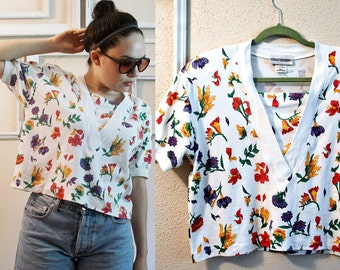 Vtg 80s- Floral print, crop top, floral tee, cropped t-shirt, oversized, loose fit tee, cropped tee - Size S M L