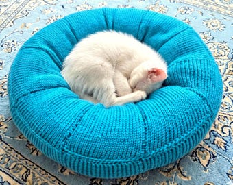 Teal Medium Size Ugli Donut Pet Bed Firmly Stuffed Hand Knit