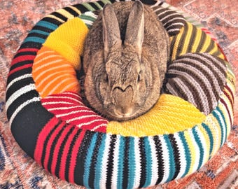 Large Size Ugli Donut Pet Bed Black Stripes Hand Knit