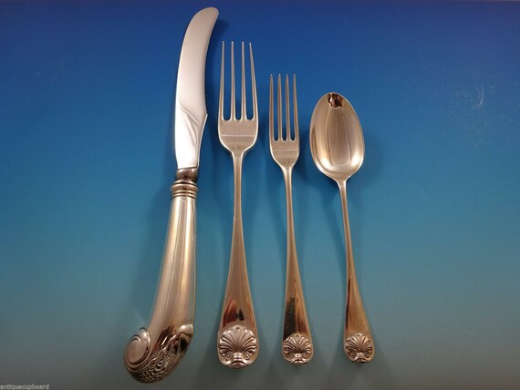 Williamsburg Shell by Stieff Sterling Silver Olive Spoon Pierced 5 3//4/" Custom