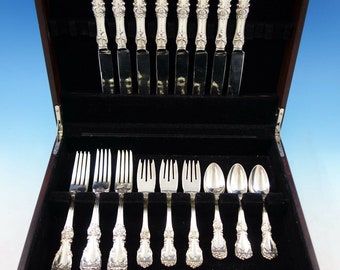 Burgundy By Reed  and  Barton Sterling Silver Flatware Set Service 32 Pcs Dinner