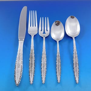 Floral Lace by Lunt Sterling Silver Flatware Set for 8 Service 43 pieces Unused