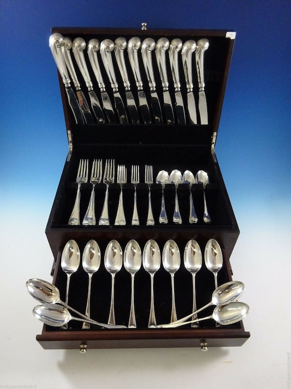 Williamsburg Shell by Stieff Sterling Silver Olive Spoon Pierced 5 3//4/" Custom