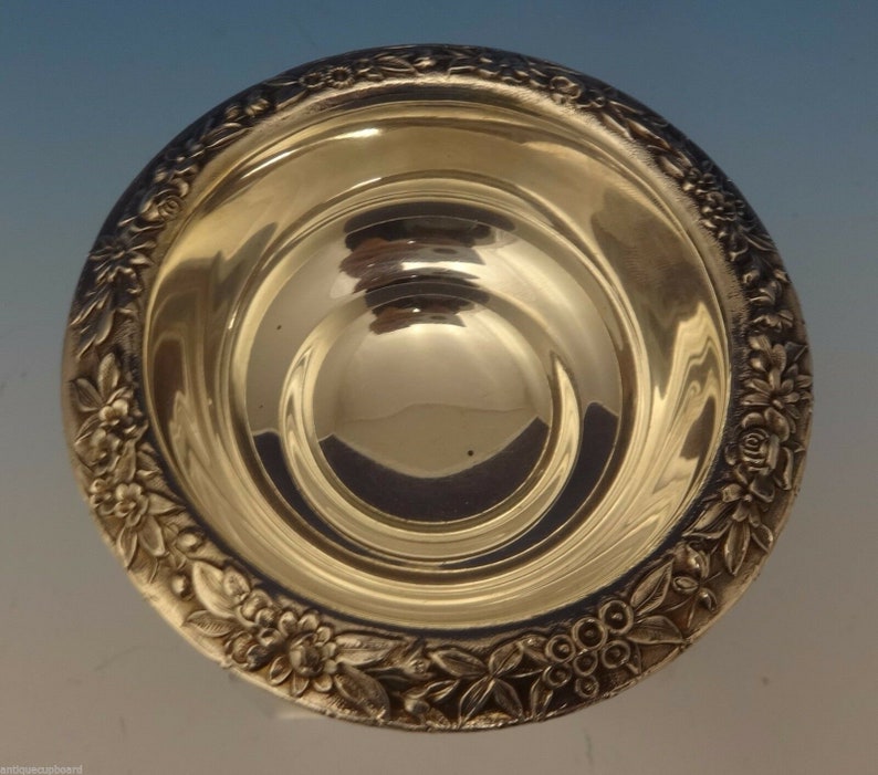 #0532 Repousse By Kirk Sterling Silver Sherbet Dish Wplain Base 3 14 #403