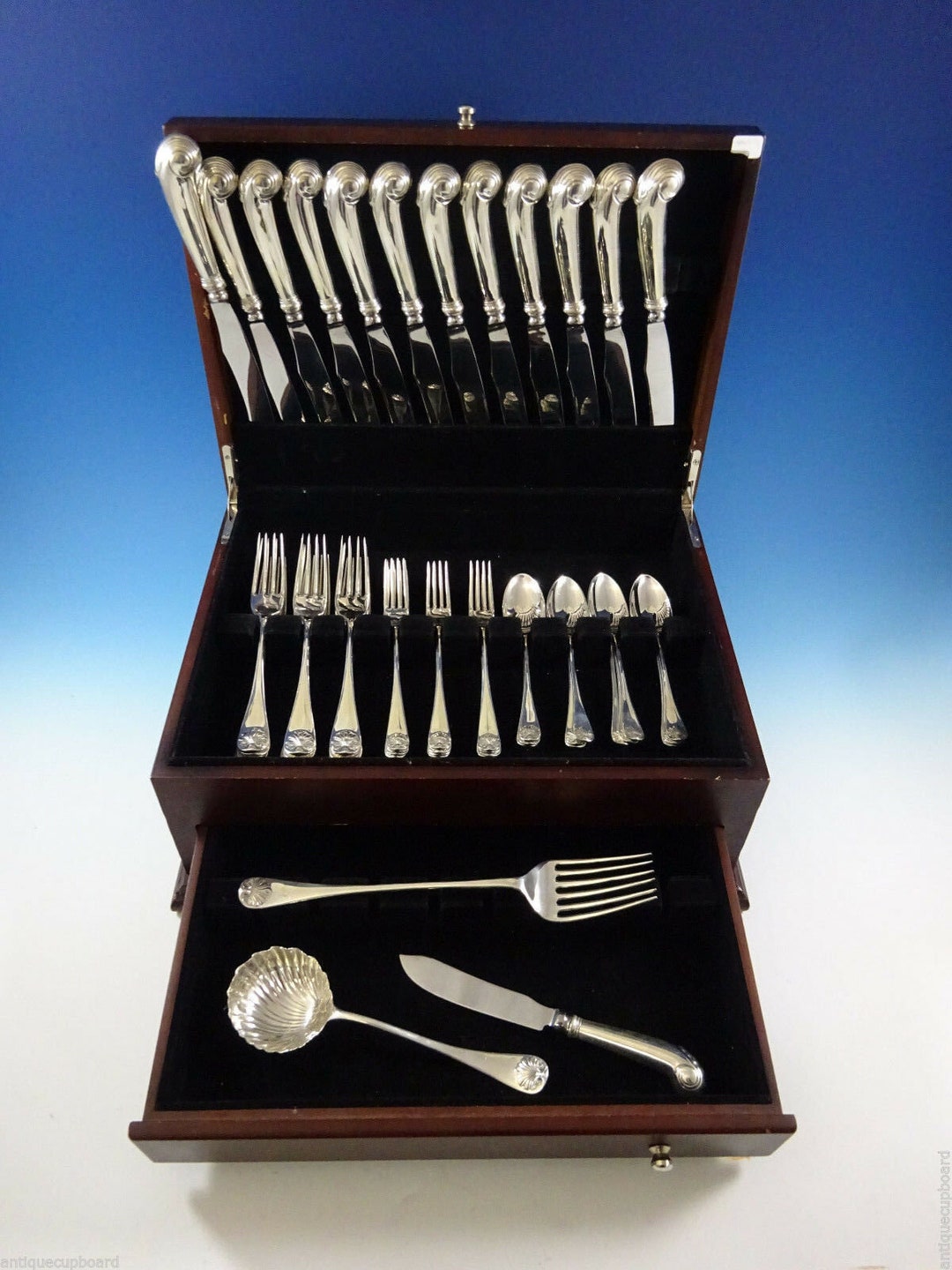 Williamsburg Shell by Stieff Sterling Silver Dinner Flatware Set ...