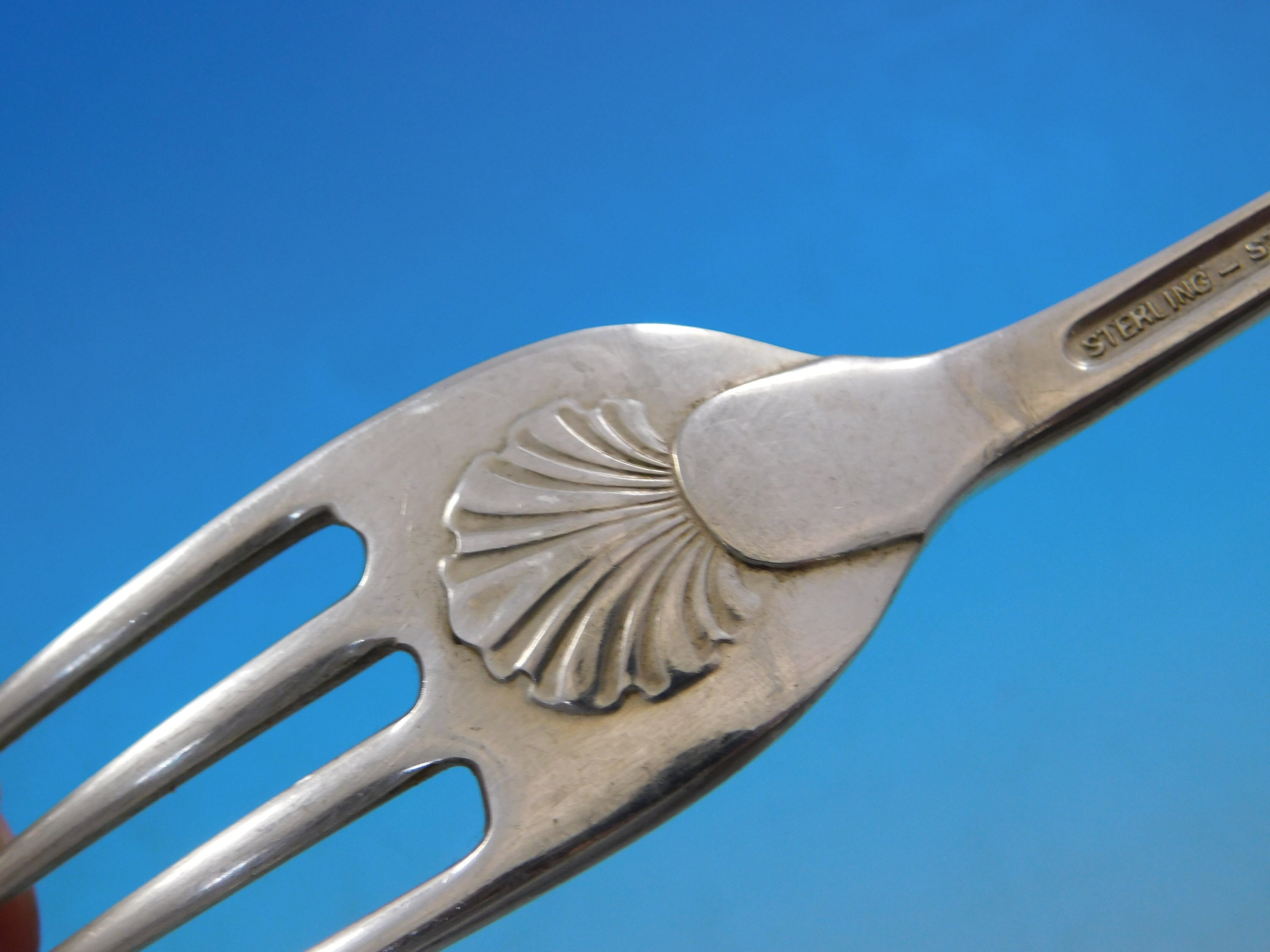 Kirk Stieff Williamsburg Royal Shell 18/8 Stainless Steel Flatware - CHOICE Pieces EUC