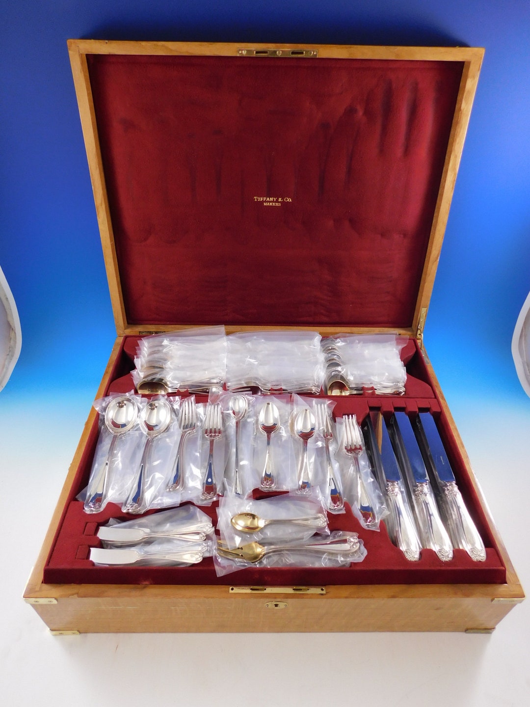 Colonial by Tiffany Sterling Silver Flatware Set Service 184 Pcs