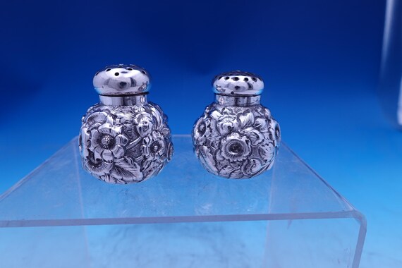 Flora by Shiebler Sterling Silver Salt Pepper Shakers 2pc #1182 2.2ozt. (#8843)