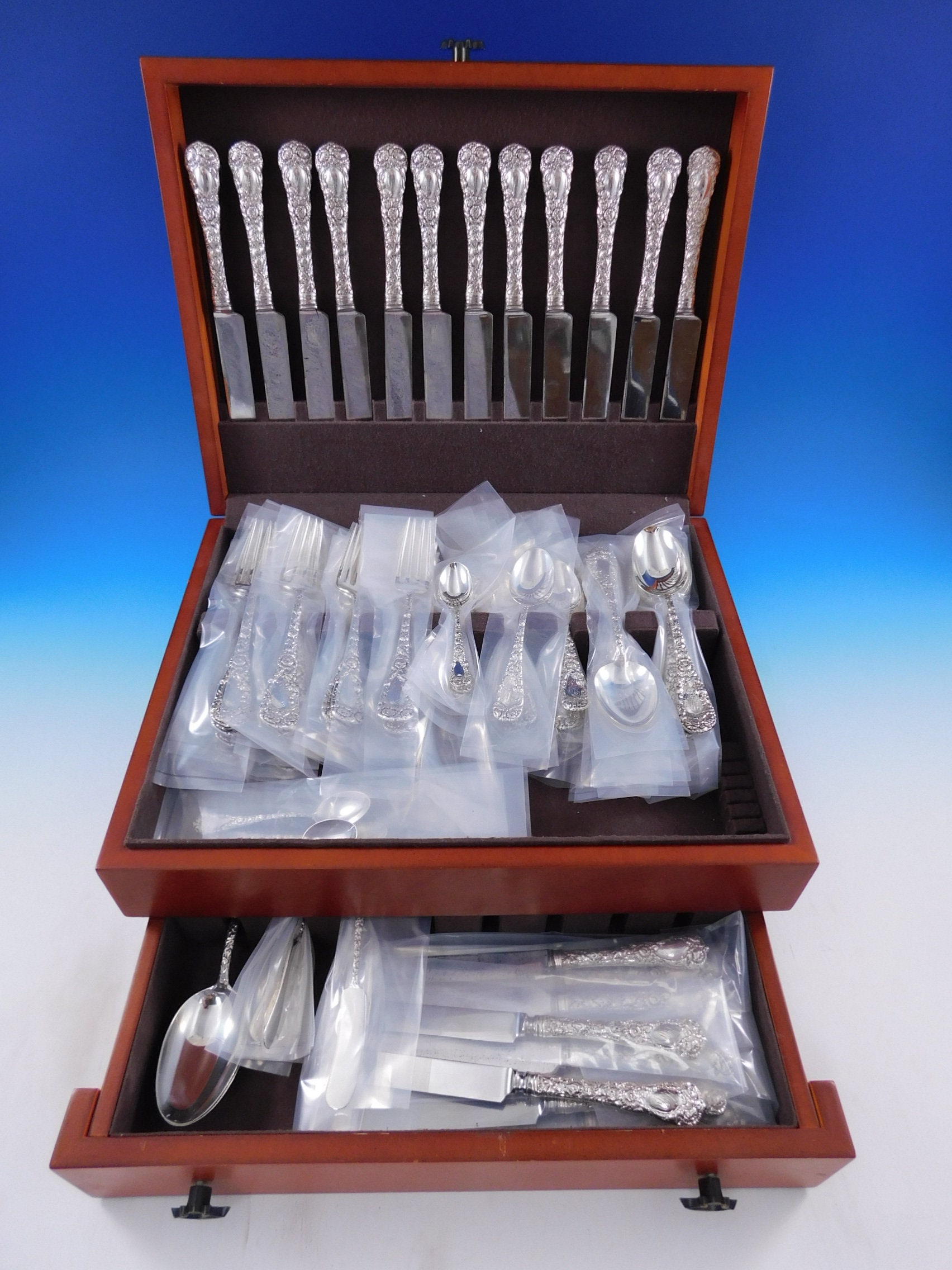 Chrysanthemum by Durgin Sterling Silver Flatware Set Service 98