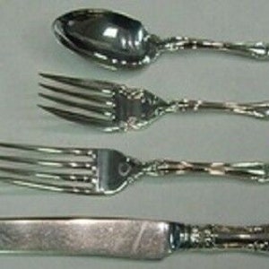 Old Atlanta By Wallace Sterling Silver Regular Size Place Setting(s) 4pc
