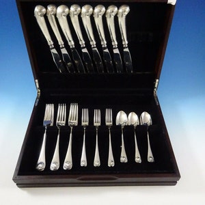 Williamsburg Shell by Stieff Sterling Silver Dinner Flatware Set Service 32 Pcs
