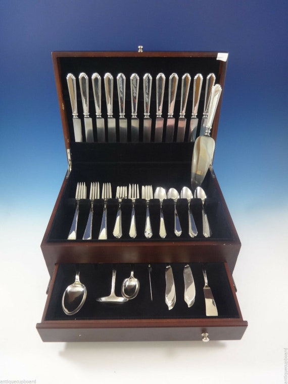 Lunt william and mary sterling silver flatware clearance