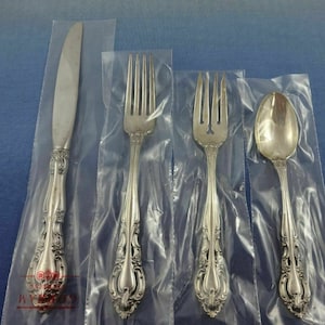 Baronial New By Gorham Sterling Silver Place Size Setting(s) 4pc New