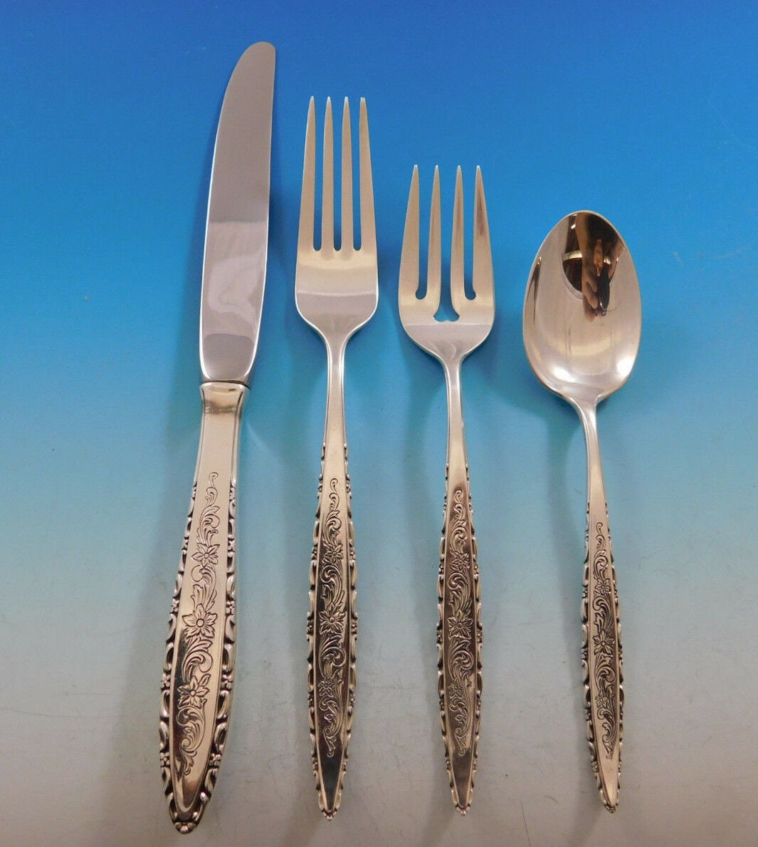 Lunt stainless hotsell flatware patterns