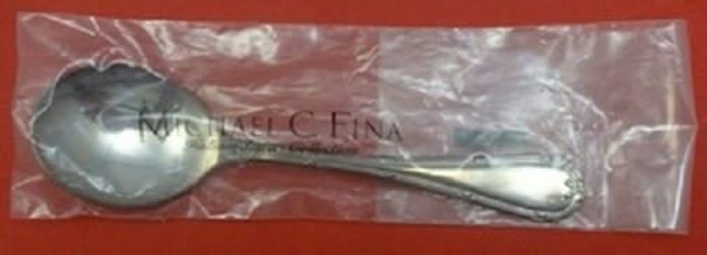 Reed and Ribbon By Carrs Sterling Silver Cream Soup Spoon 7 18 New