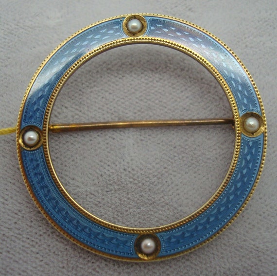 14k Gold And Blue Enamel Circle Pin (#1652) - image 1