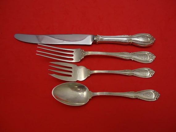 Wellington by Durgin Sterling Silver Regular Size Place Setting(s