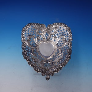 Chantilly by Gorham Sterling Silver Fruit Bowl Heart Shape #4312 (#5120)
