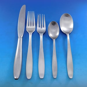 Pace by Gorham Stainless Steel Flatware Set for 8 Service 40 Pieces Dinner Size