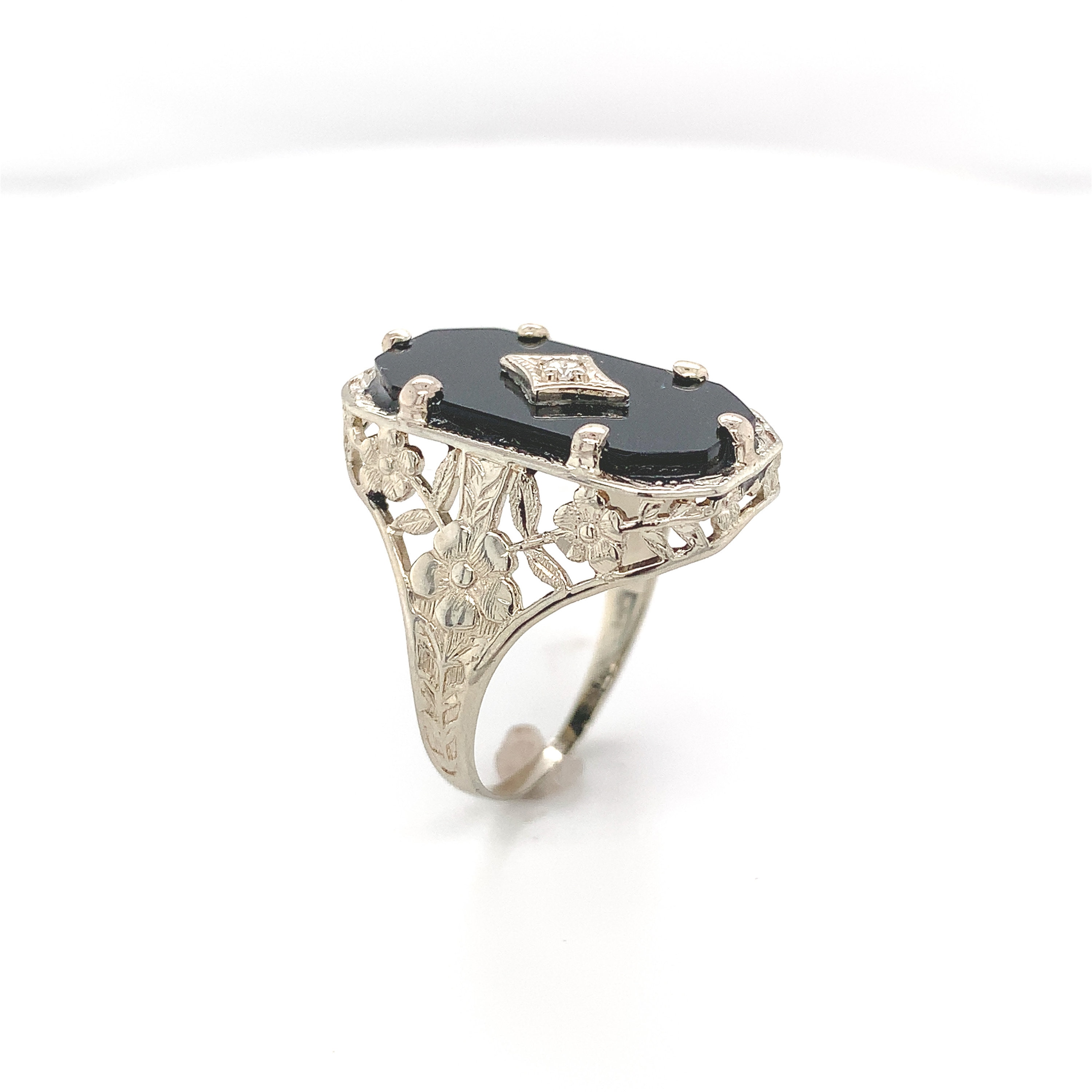 14k White Gold Floral Filigree Genuine Natural Black Onyx 14k White Gold Floral Filigree Genuine Natural Black Onyx