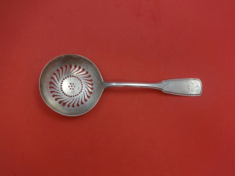 Mayfair Engraved by Dominick /& Haff Sterling Silver Pea Spoon 8