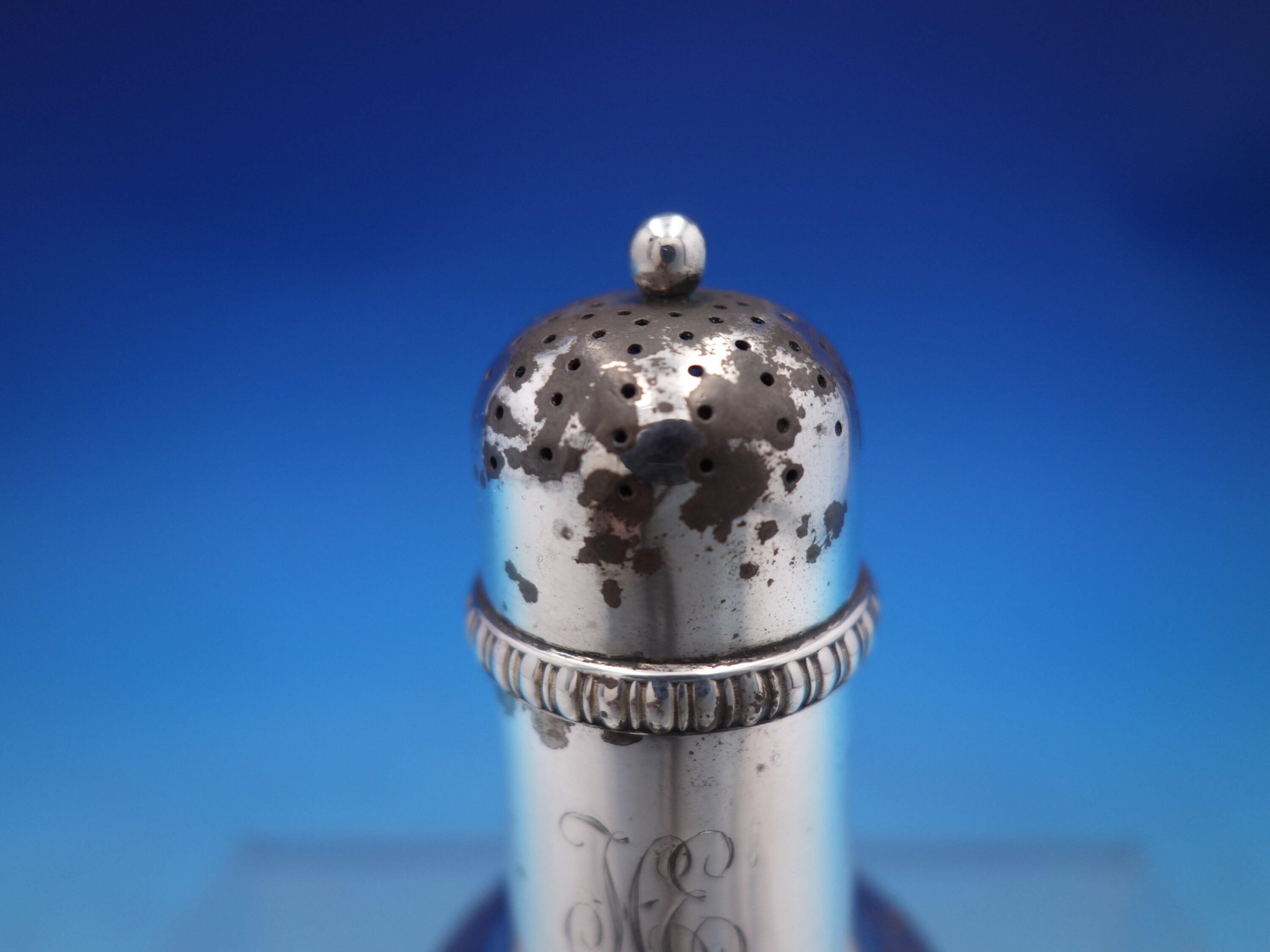 Tiffany and Co Sterling Silver Salt Pepper Shaker Set #7263