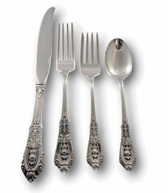 Wallace American Tradition flatware set in chest lagoagrio.gob.ec