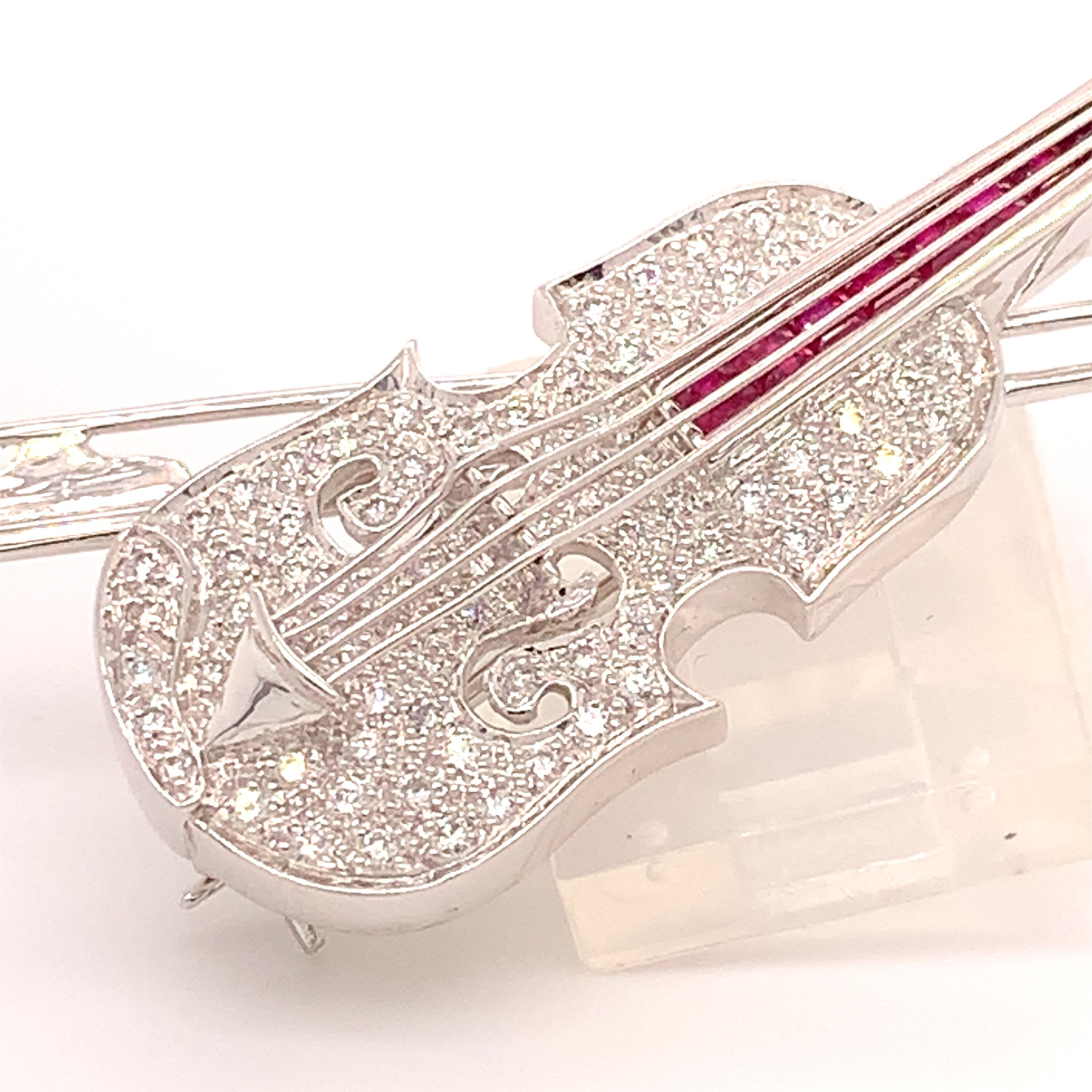 18k White Gold Genuine Natural Diamond and Ruby Violin Viola