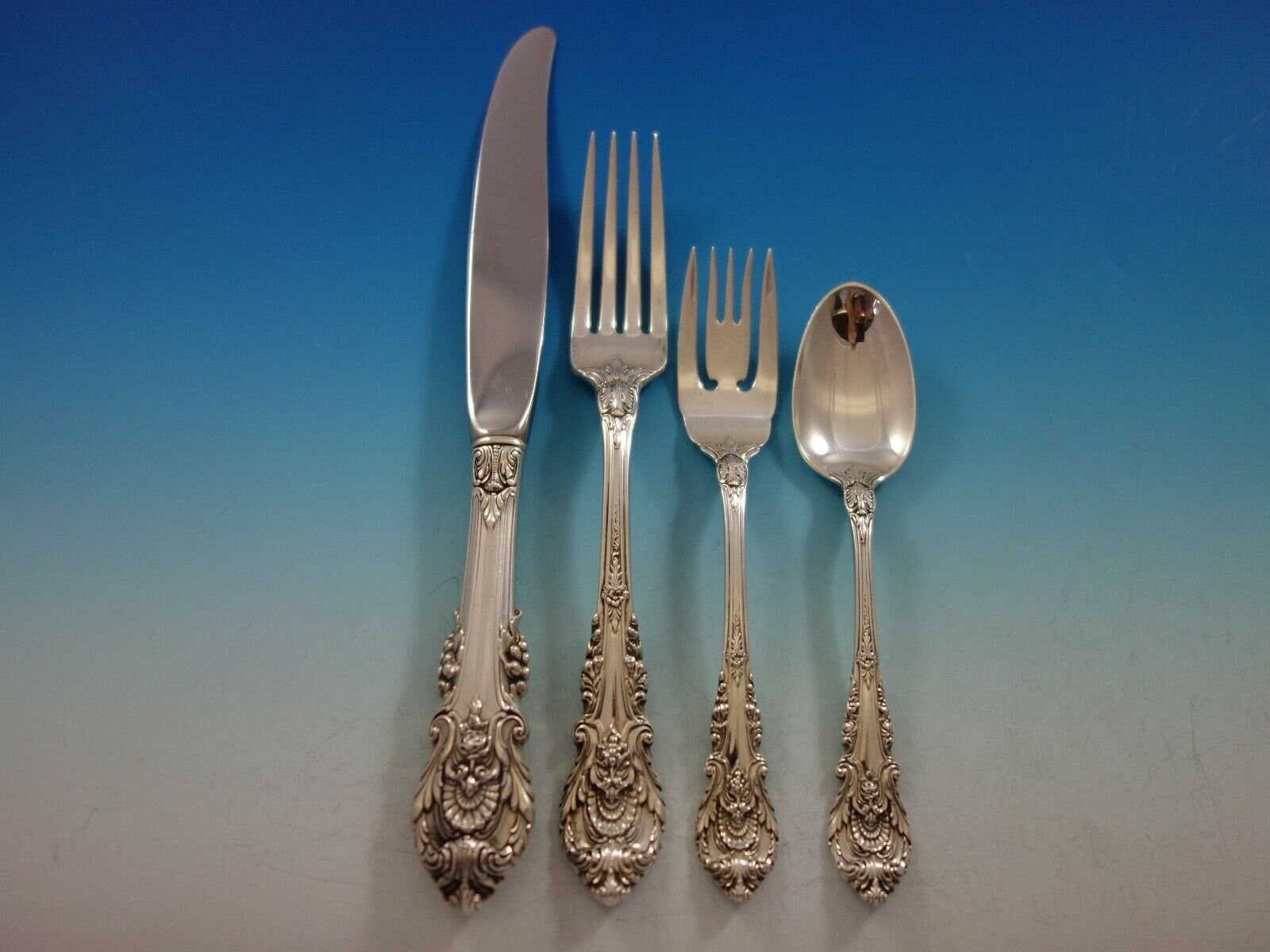 アメリカ　Wallace　純銀　Stirling　スターリングシルバー　フォーク Sir Christopher by Wallace Sterling Silver Flatware Set Service 40