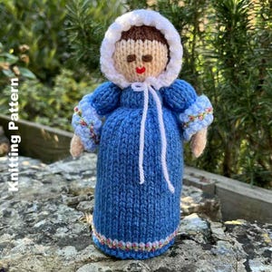 Patrón de tejido para muñeca con traje de la época de la Regencia: Juguete de punto (Descarga digital)