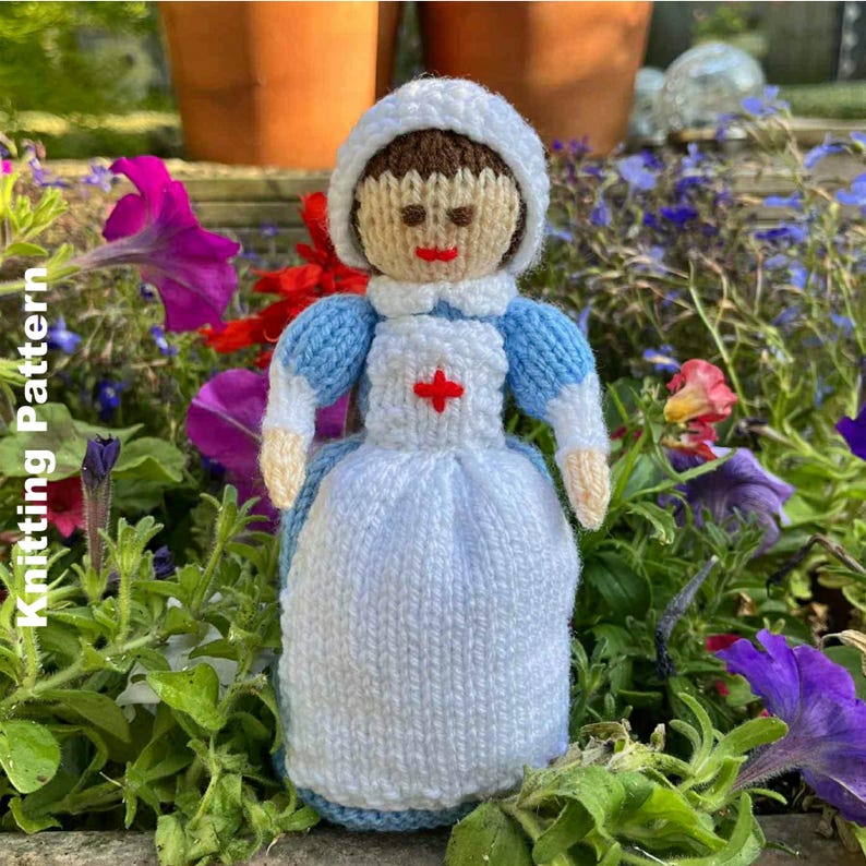 WWI Nurse & Florence Nightingale Doll Knitting Pattern: Knitted Toys (Digital Download) image 2