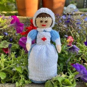 WWI Nurse & Florence Nightingale Doll Knitting Pattern: Knitted Toys (Digital Download) image 16