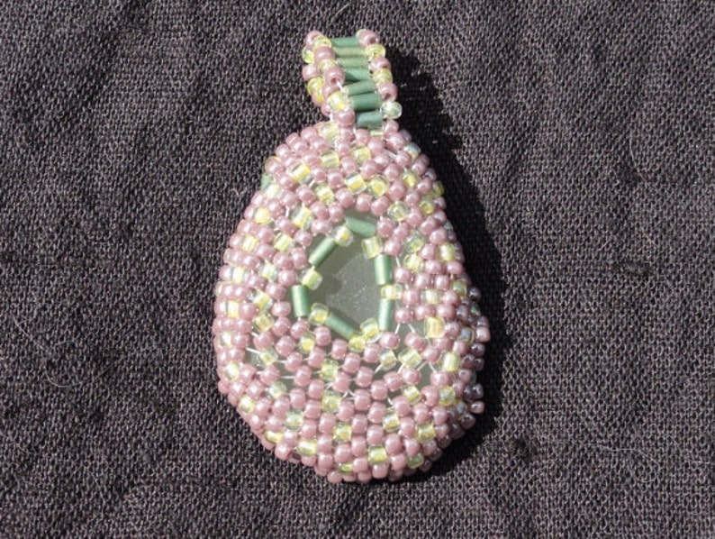 Seaglass Woven Bead Pendant image 3