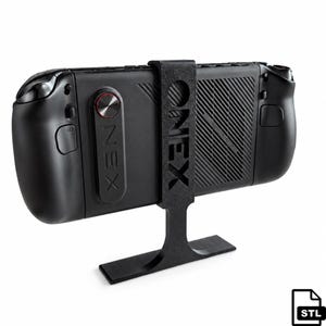 Puede incluir: Una consola de juegos port&aacute;til negra montada sobre un soporte vertical negro. La consola presenta el texto ONEX en la parte posterior y una rejilla de ventilaci&oacute;n texturizada. El soporte es una pieza de pl&aacute;stico negro en forma de T.